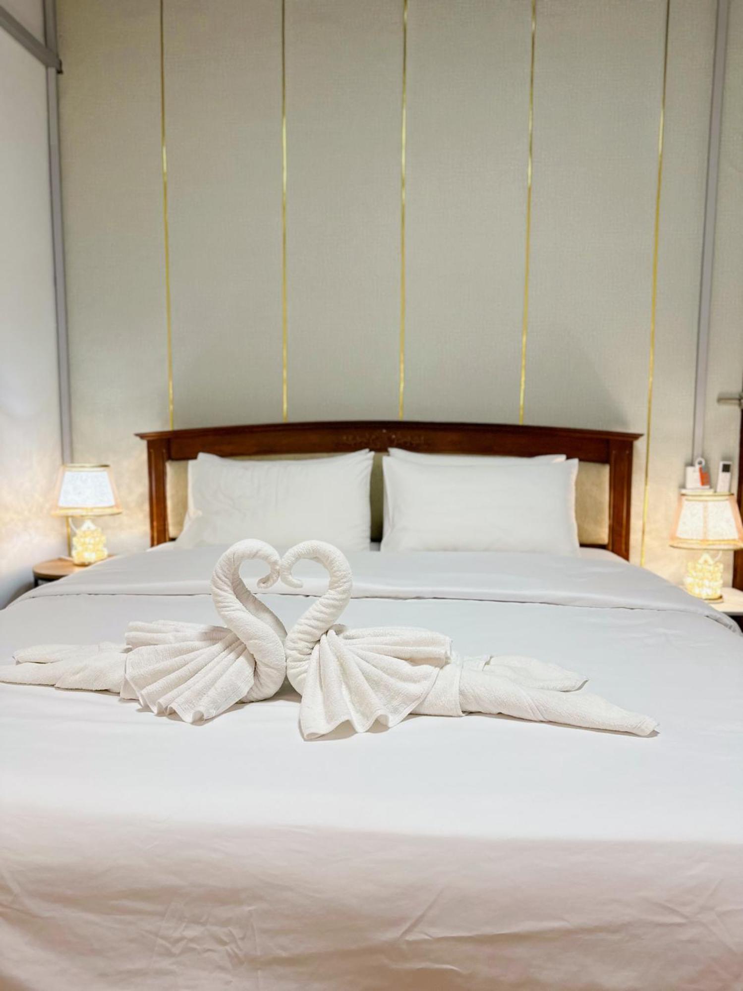 Service Apartment ห้อง102 ใจกลางเมืองใกล้แหล่งท่องเที่ยว Lampang Kültér fotó